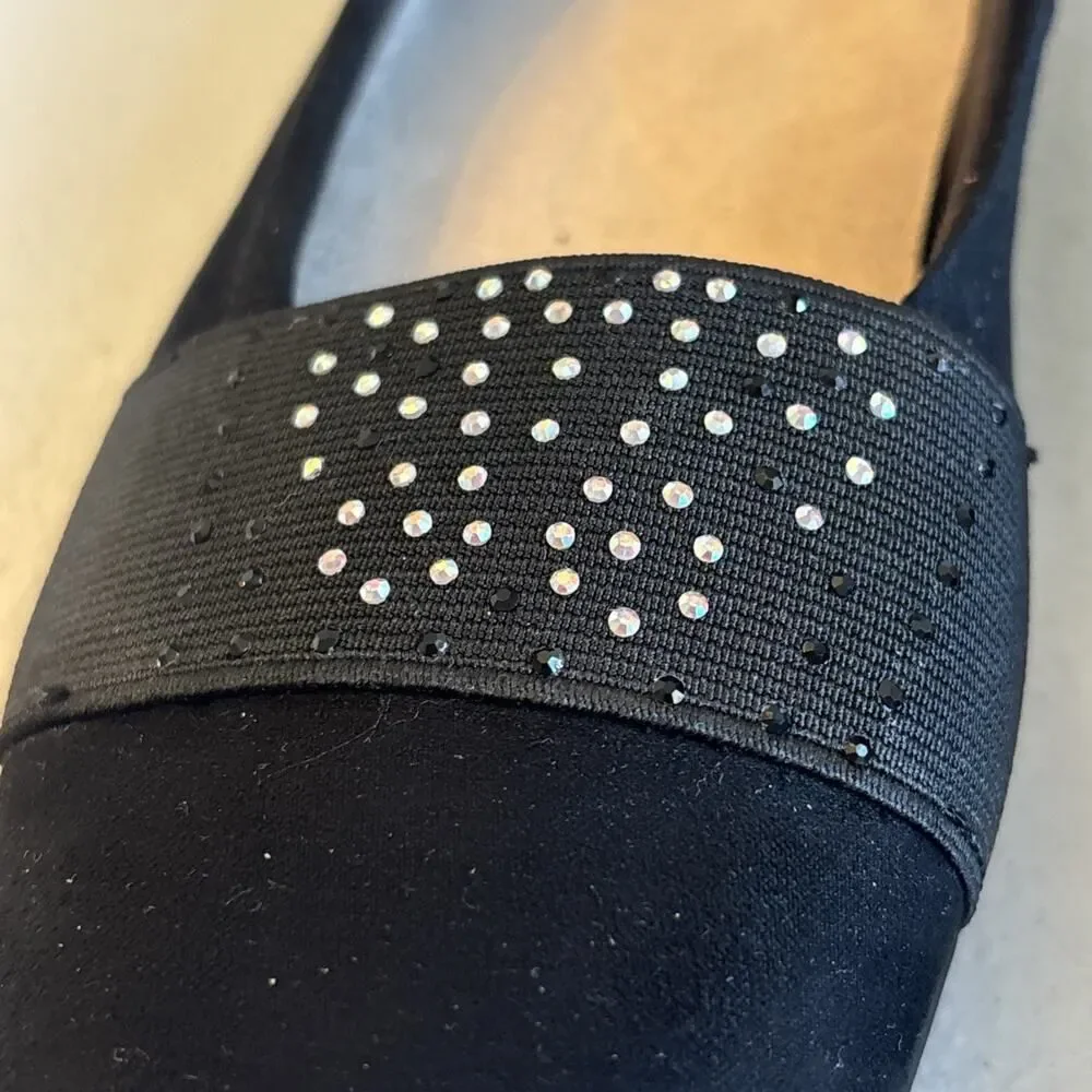 Trotters Samantha T1812-101 Slip On Flats Loafers Women Shoes 7.0 M, Black Suede